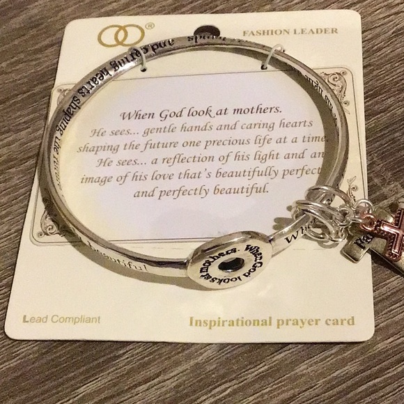 When God Looks At Mothers Bracelet Dangle Crosses Inspirational Jewelry - Picture 2 of 3